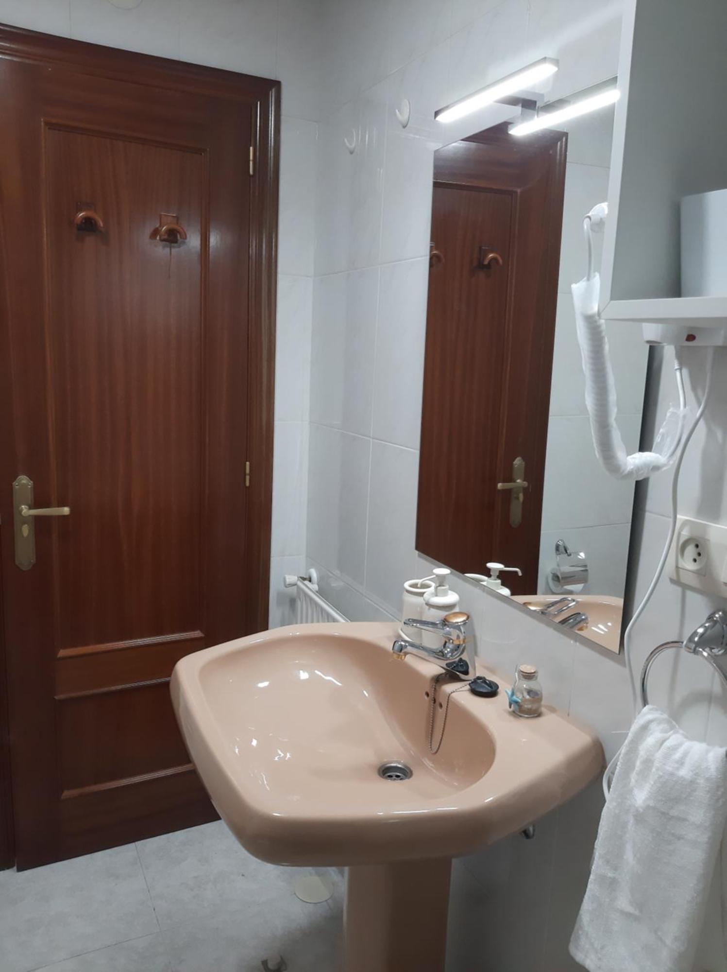 Apartamento Elena Centrico Con Wifi Onís Dış mekan fotoğraf