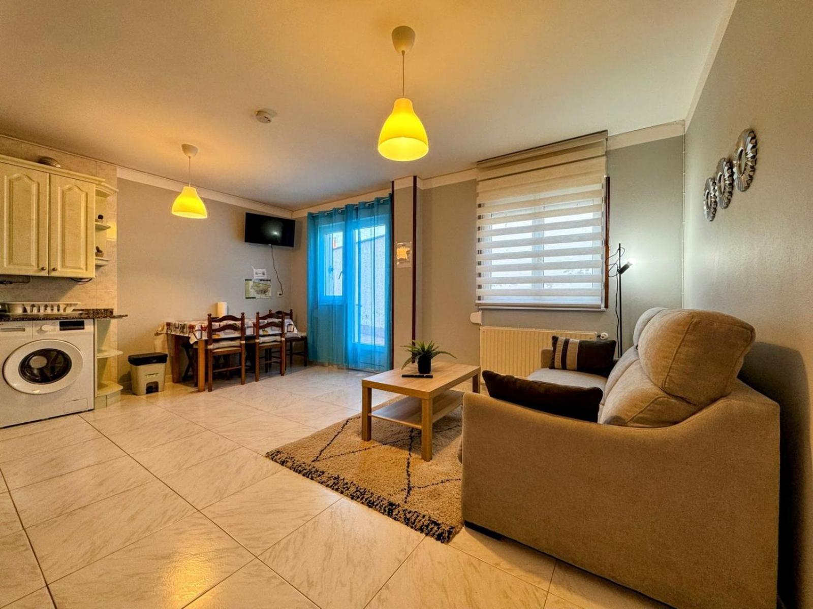 Apartamento Elena Centrico Con Wifi Onís Dış mekan fotoğraf